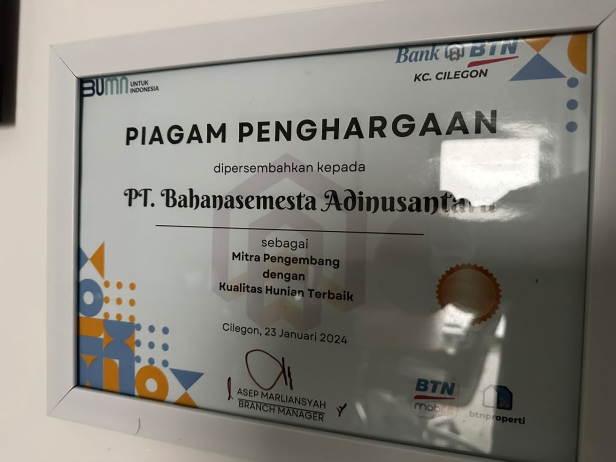 Piala Mitra Pengembang dengan Kualitas Hunian Terbaik